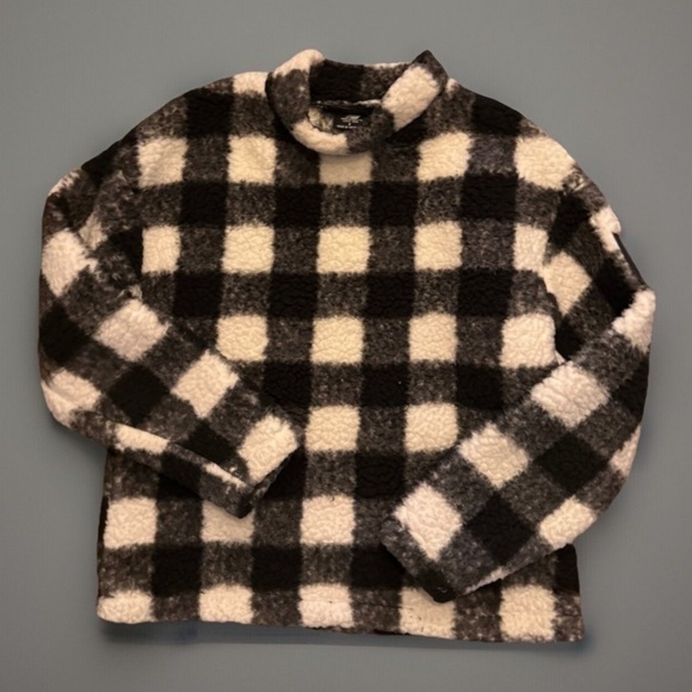 New Balance Cropped Black & White Sherpa Pullover‎ Womens Size S